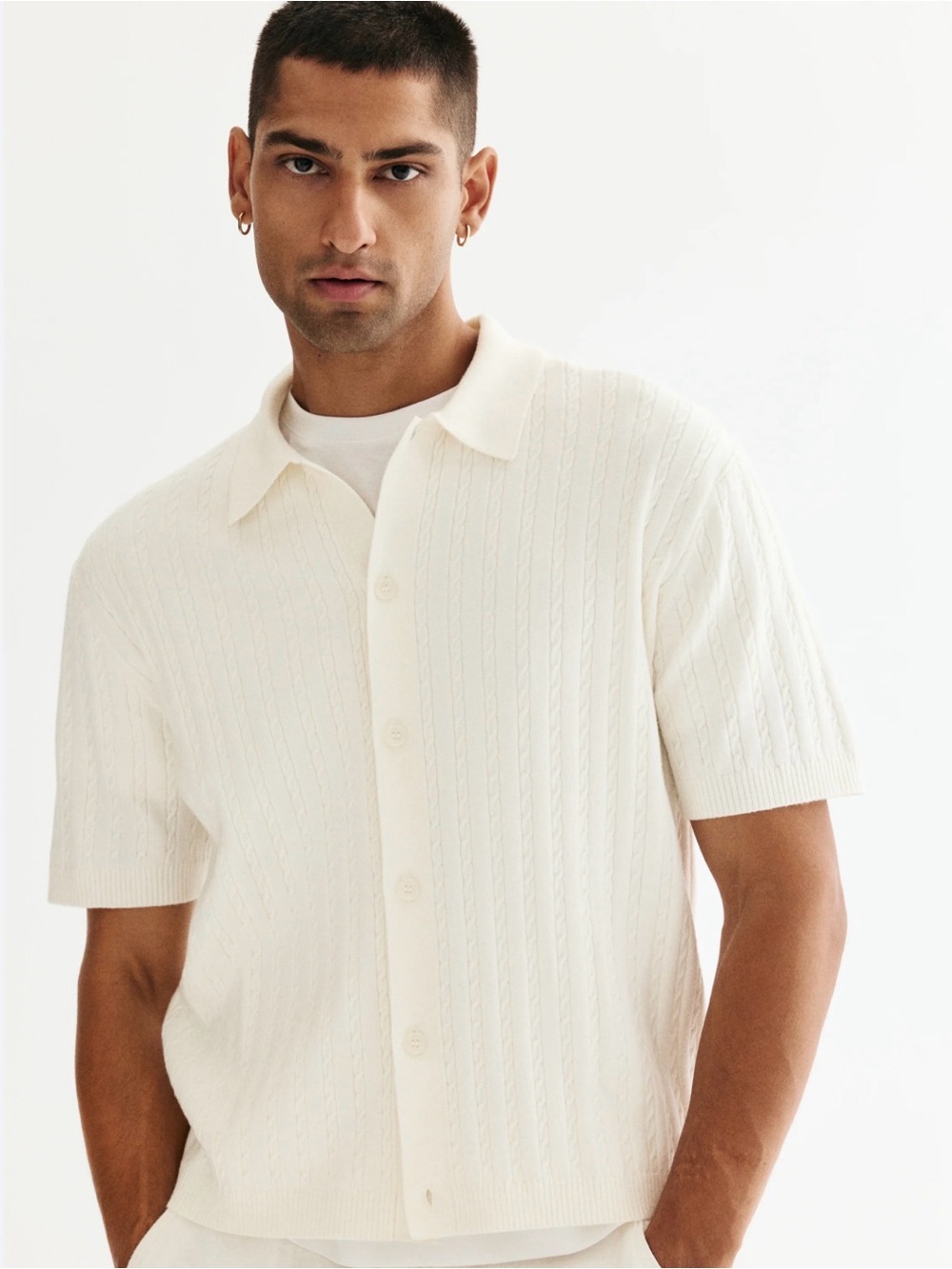 H&M Cream Regular-Fit Rib-Knit Button-Up Shirt - Size Medium